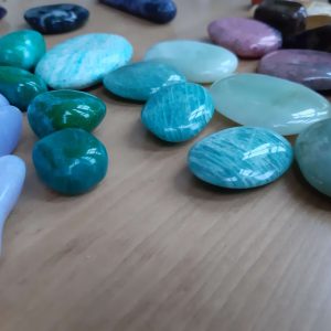 703 Snuffelen aan Knuffelstenen 